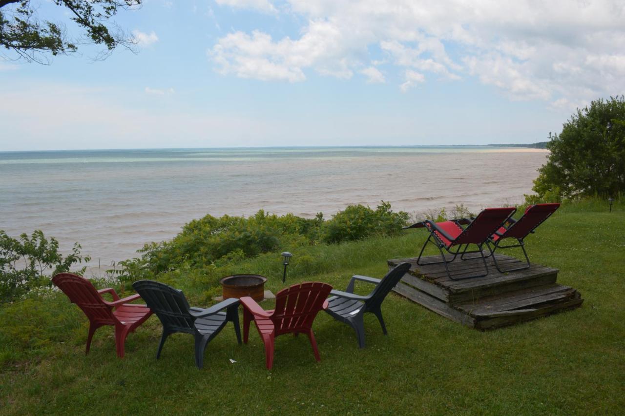 Wheatley Birds Point Cottage On A Cliff Facing Lake Erie. المظهر الخارجي الصورة
